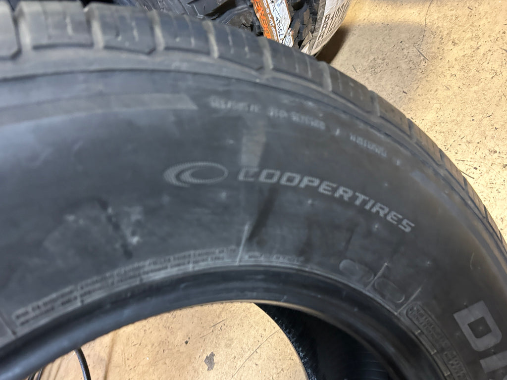 USED 8/32'' COOPER DISCOVERER HTP II BSW P 265 70 17 115T ALL SEASON TIRE 171184024