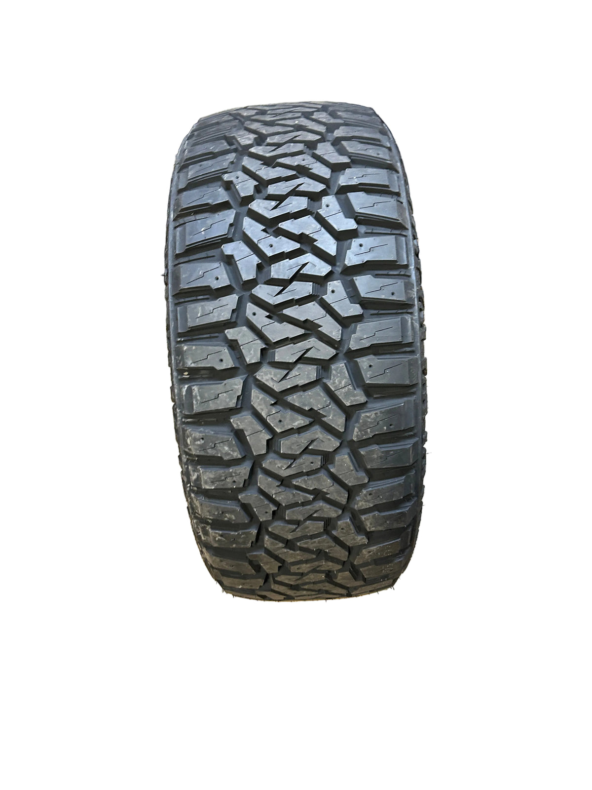 SUMMIT TRAIL CLIMBER RT STUDLESS BSW LT 305 55 20 125/120Q 12PLY WINTER TIRE 1600715