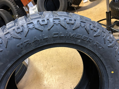 SUMMIT TRAIL CLIMBER RT STUDLESS BSW LT 305 55 20 125/120Q 12PLY WINTER TIRE 1600715