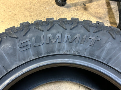 2 SUMMIT TRAIL CLIMBER RT BSW LT 265 70 17 123/120Q 10PLY RUGGED TERRAIN TIRE 1600707