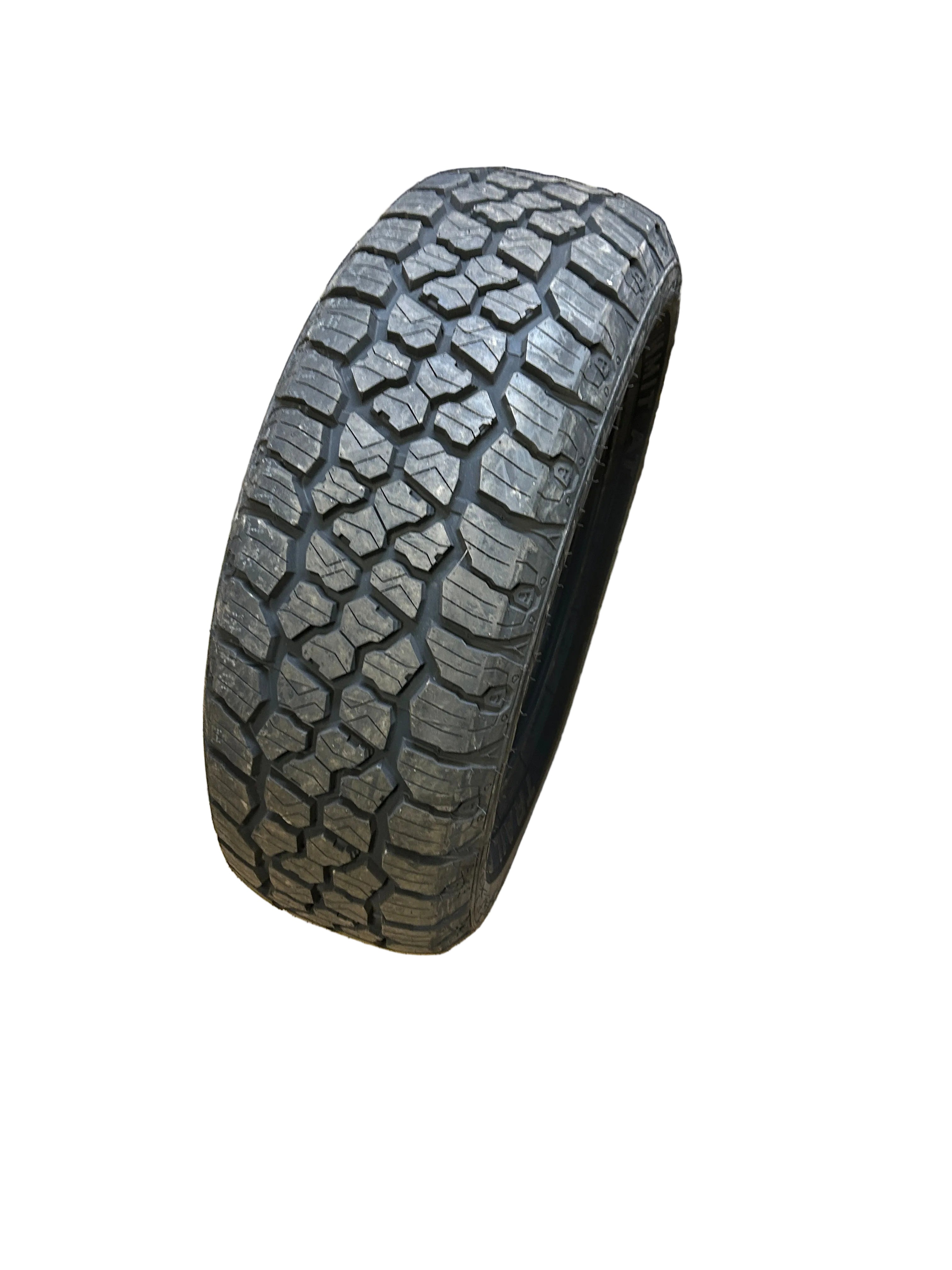 SUMMIT TRAIL CLIMBER AT OWL P 275 65 18 116T ALL TERRAIN TIRE 261618