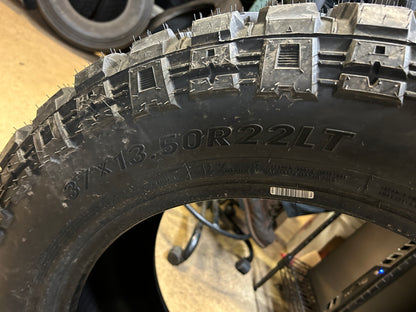 TBBTIRES TS67 M/T BSW LT 37 13.5 22 128Q12PLY MUD TERRAIN TIRE 840156401692