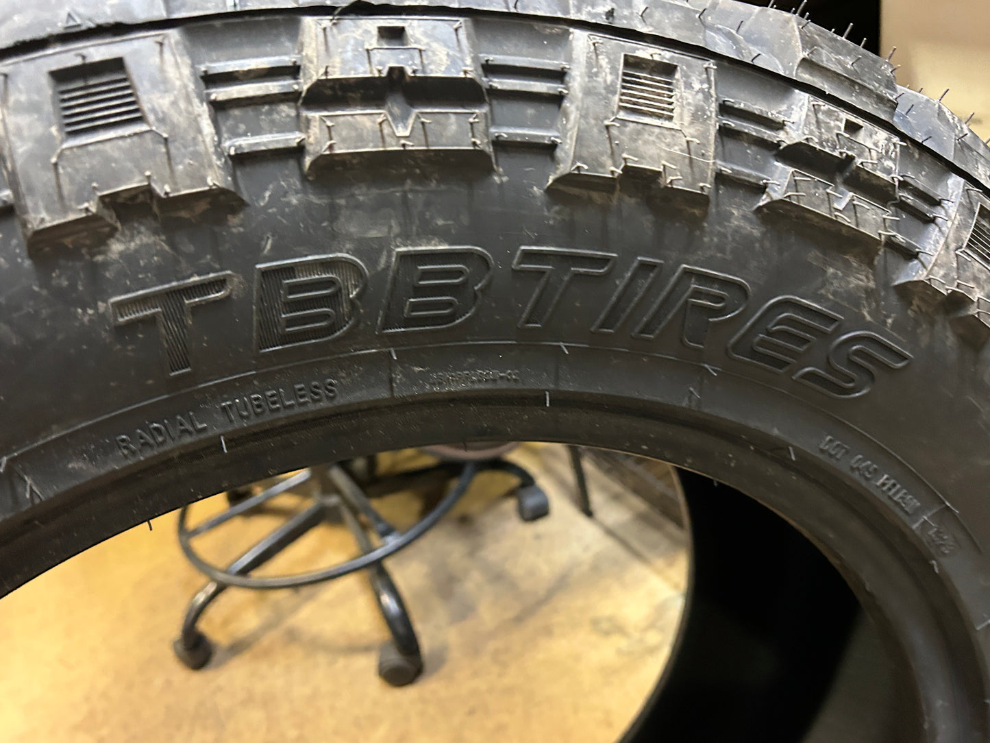 TBBTIRES TS67 M/T BSW LT 37 13.5 22 128Q12PLY MUD TERRAIN TIRE 840156401692