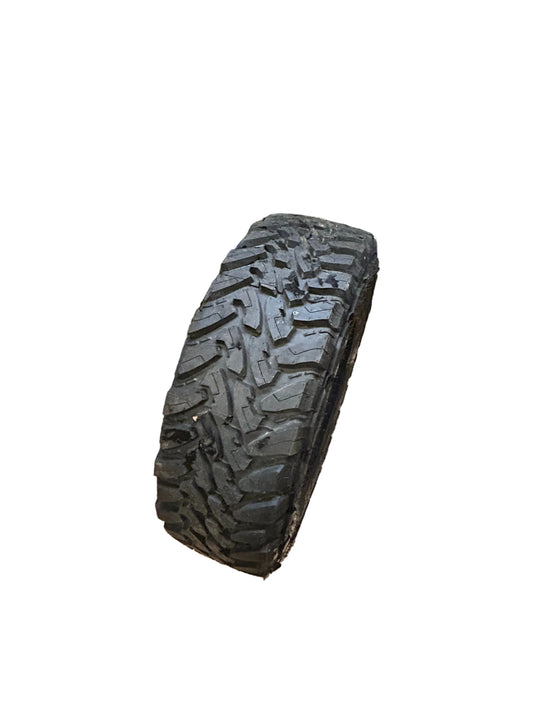 TOYO OPEN COUNTRY M/T BSW LT 31 10.5 15 109Q 6PLY MUD TERRAIN  TIRE 360490