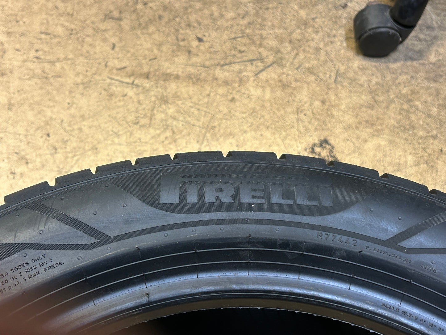 PIRELLI P ZERO AS PLUS 3 BSW P 225 50 17 98W UHP TIRE 4083100