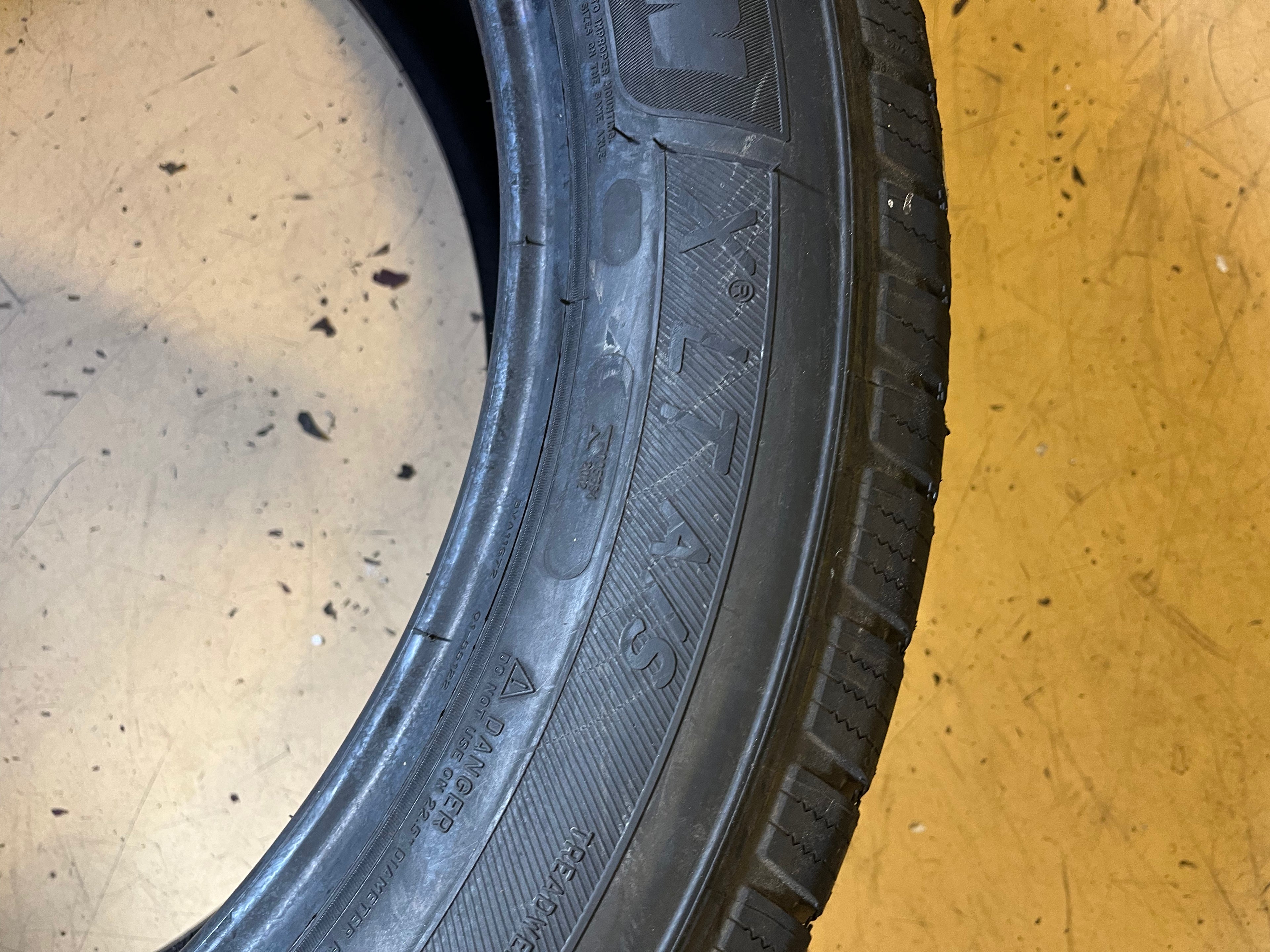 2 MICHELIN X LT A/S BSW P 275 50 22 111H ALL SEASON TIRE 86418