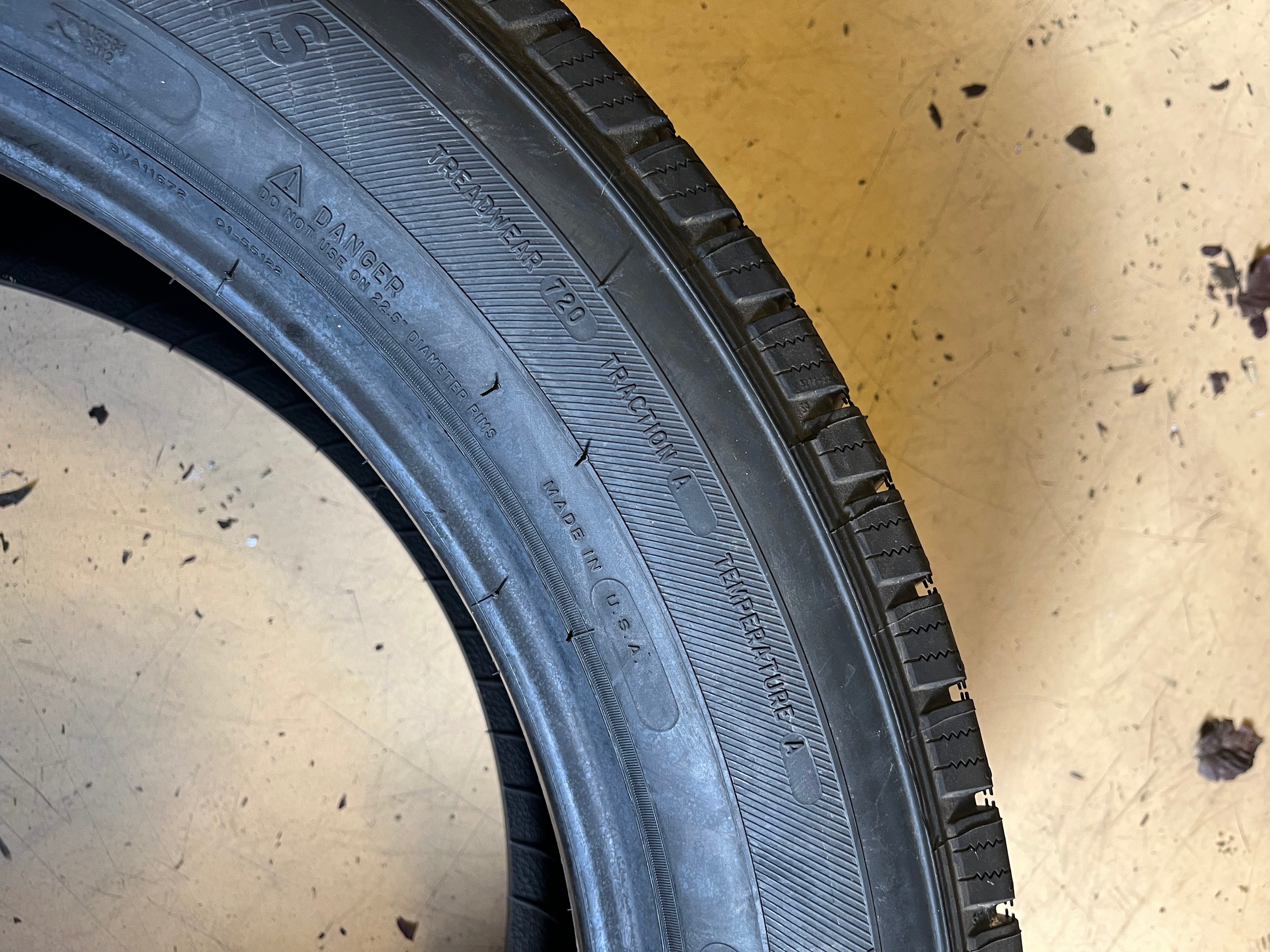 2 MICHELIN X LT A/S BSW P 275 50 22 111H ALL SEASON TIRE 86418