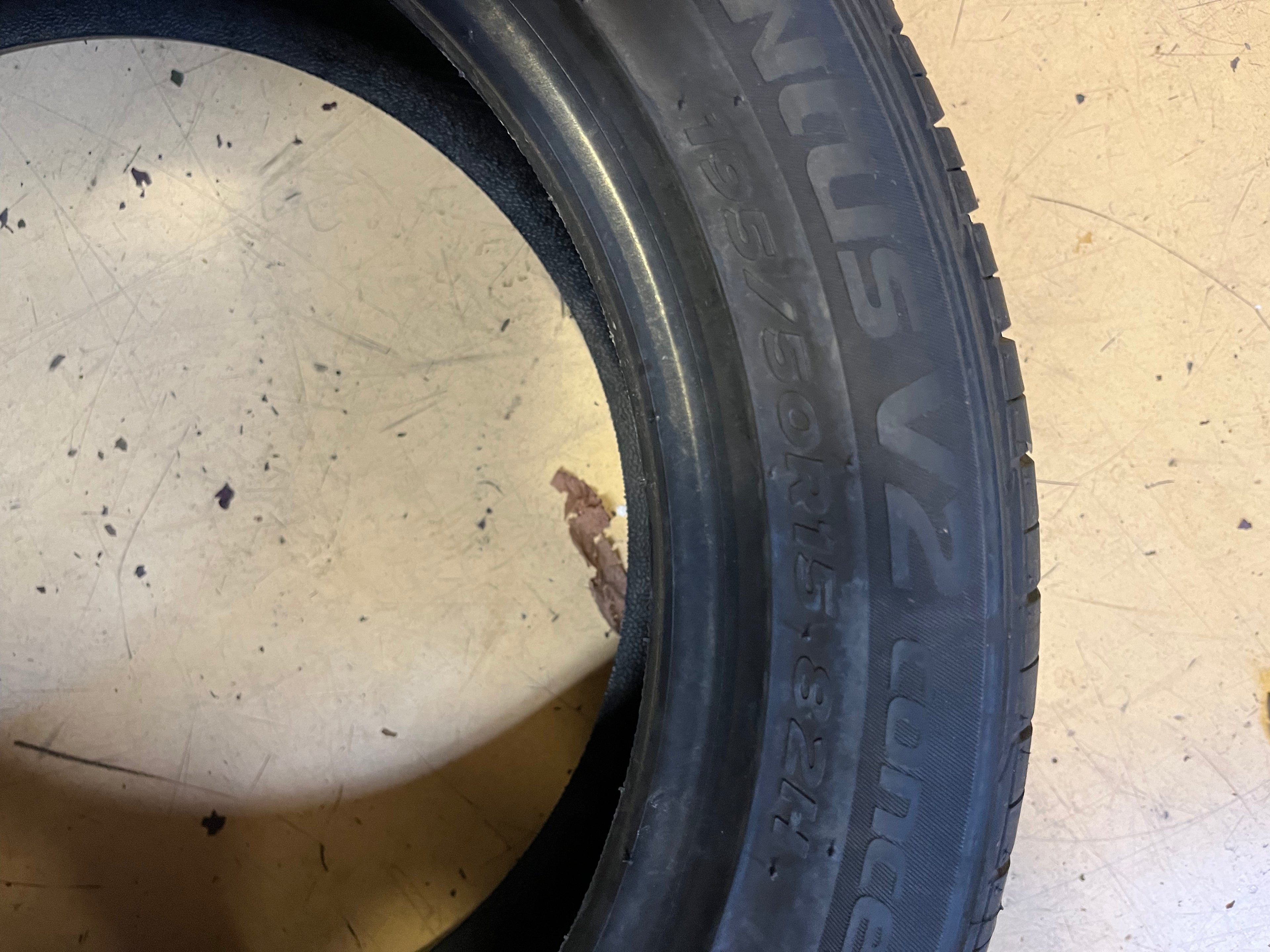 2 HANKOOK VENTUS V2 CONCEPT 2  BSW P 195 50 R15 82H SL ALL SEASON TIRES 1014361