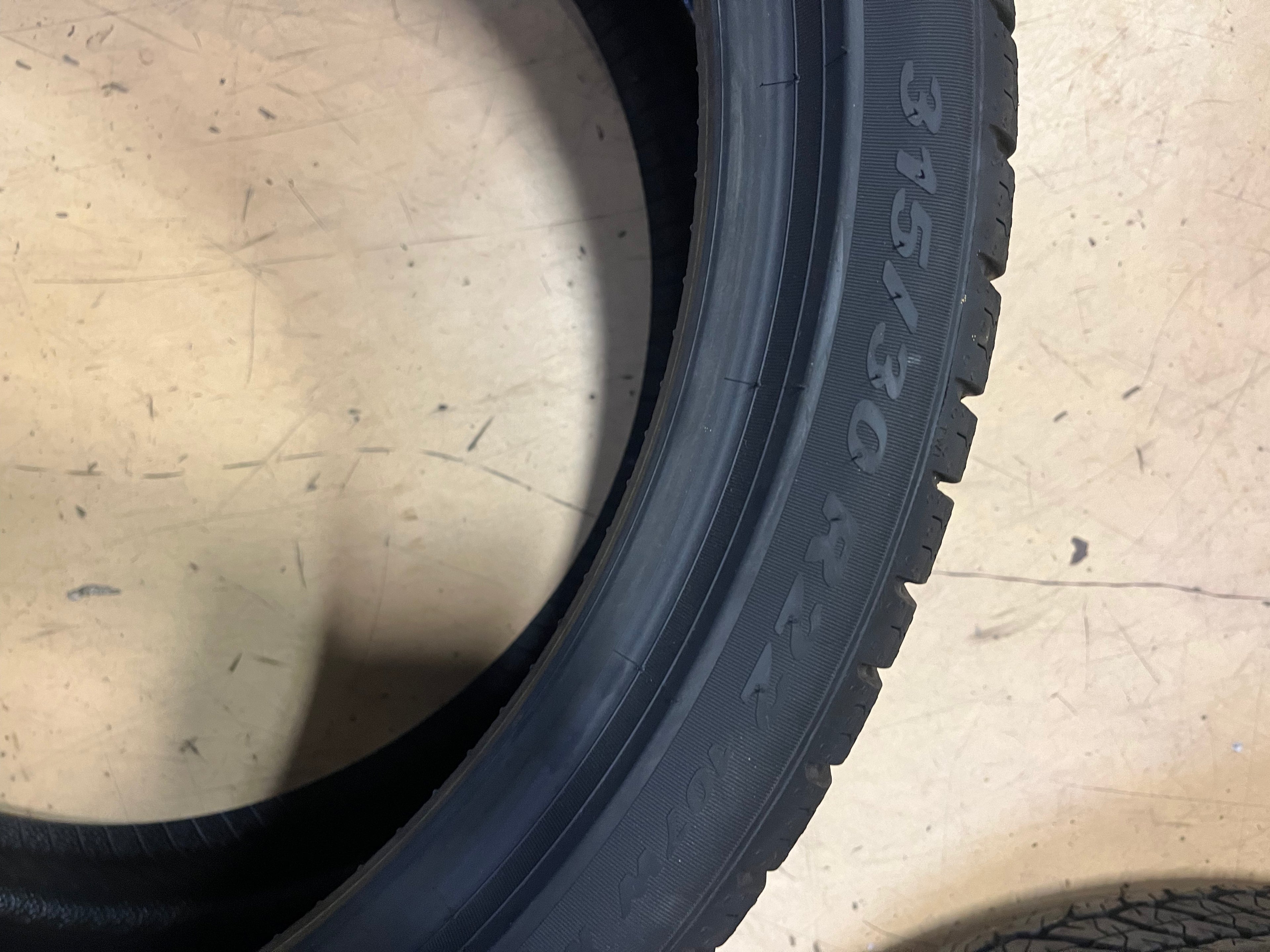 2 PIRELLI  P ZERO ALL SEASON (B) NCS WITH FOAM 315 30 R22  107W XL TIRE 3615600