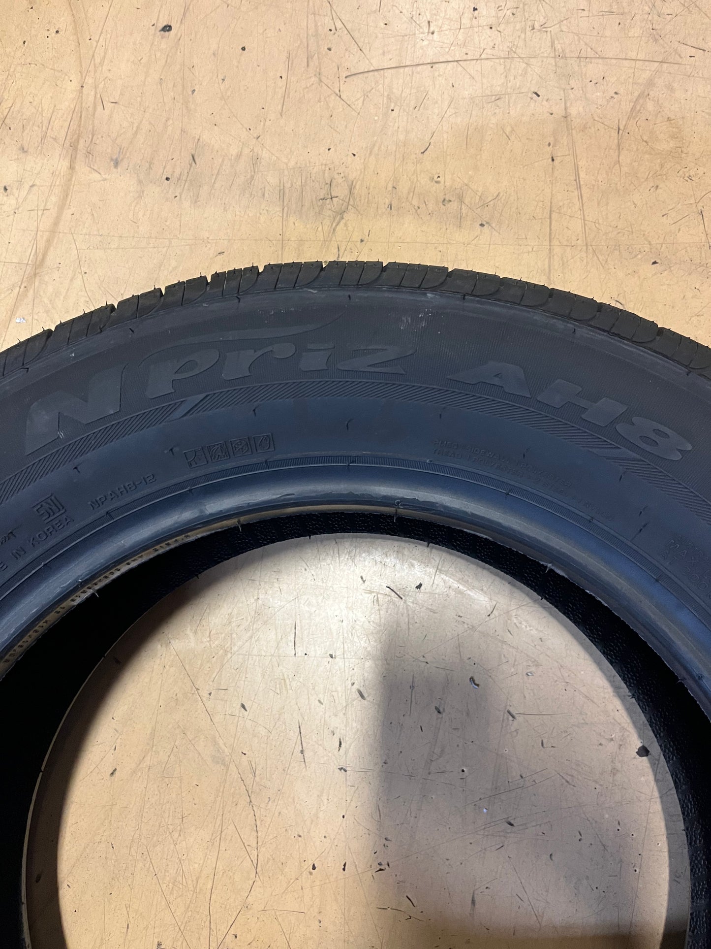 1 NEXEN N PRIZ AH8 P 205 65 16 95H SL BSW TIRE 13904NXK