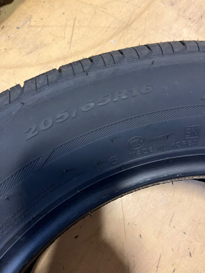 1 NEXEN N PRIZ AH8 P 205 65 16 95H SL BSW TIRE 13904NXK