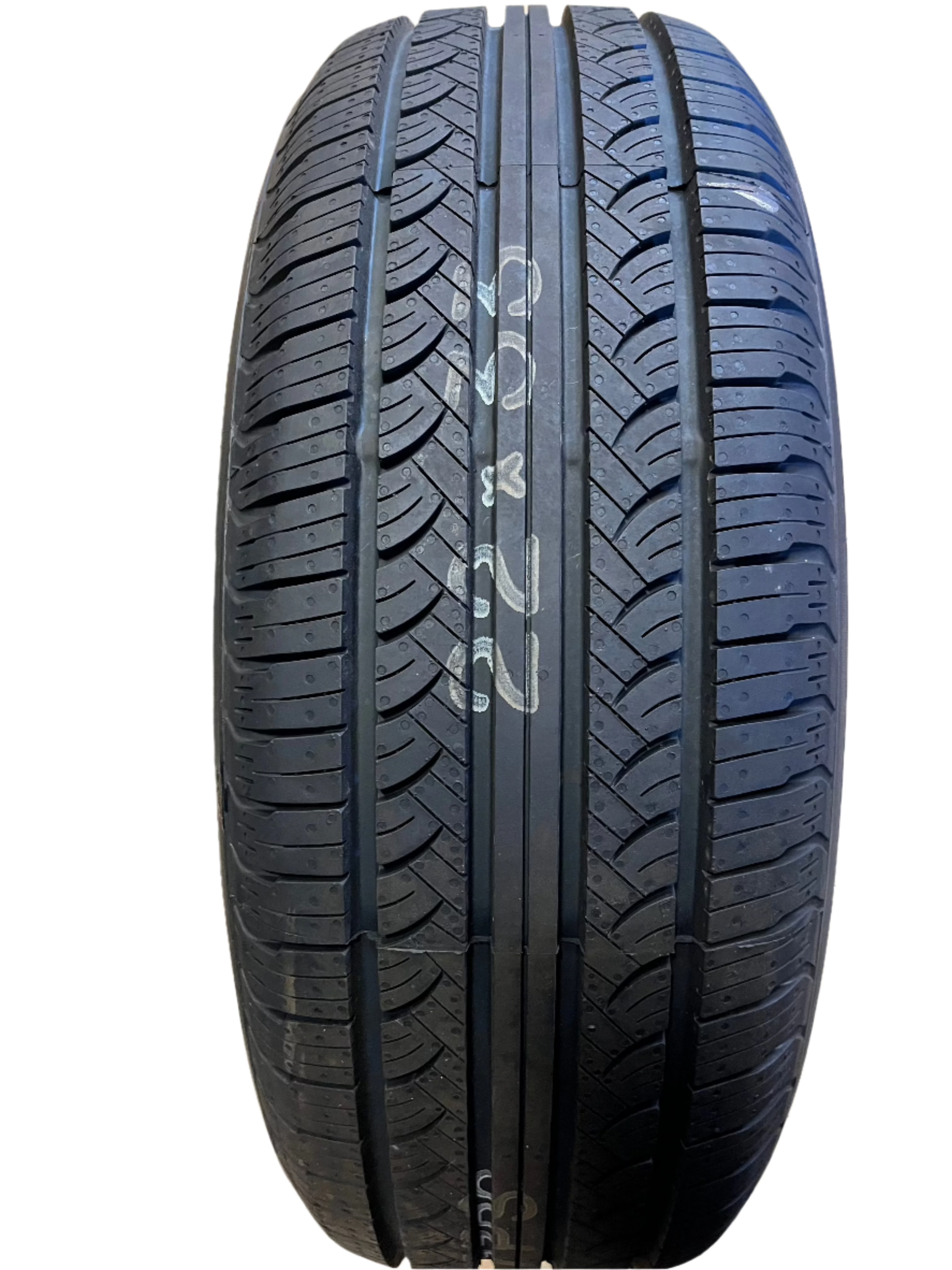 YOKOHAMA AVID TOURING S P 215 60 17 96T BSW TIRE 110131825