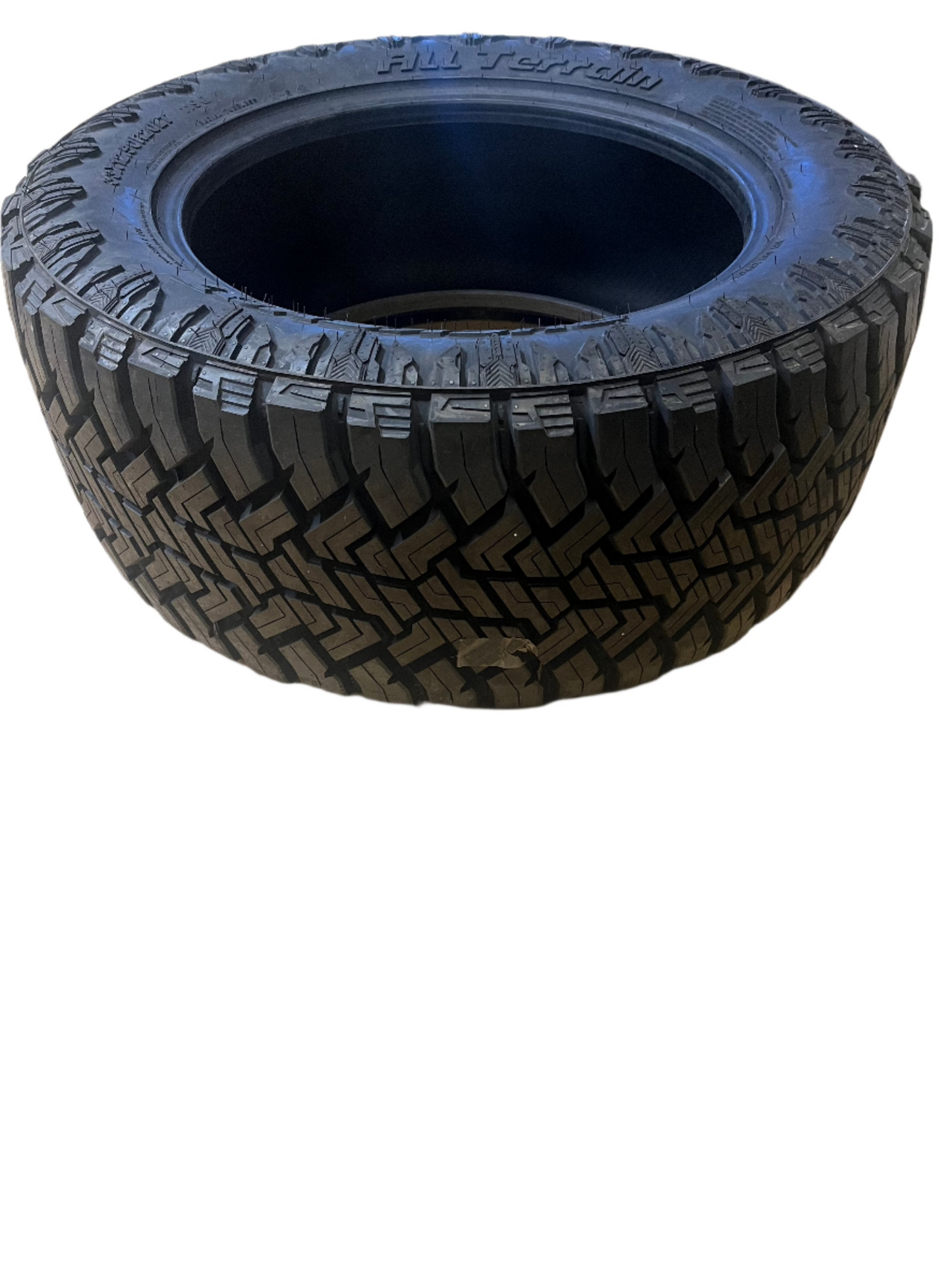 BUCKSHOT ALL TERRAIN LT 33 12.50 20 119Q LRF 12 PLY RBL TIRE CBSAT18