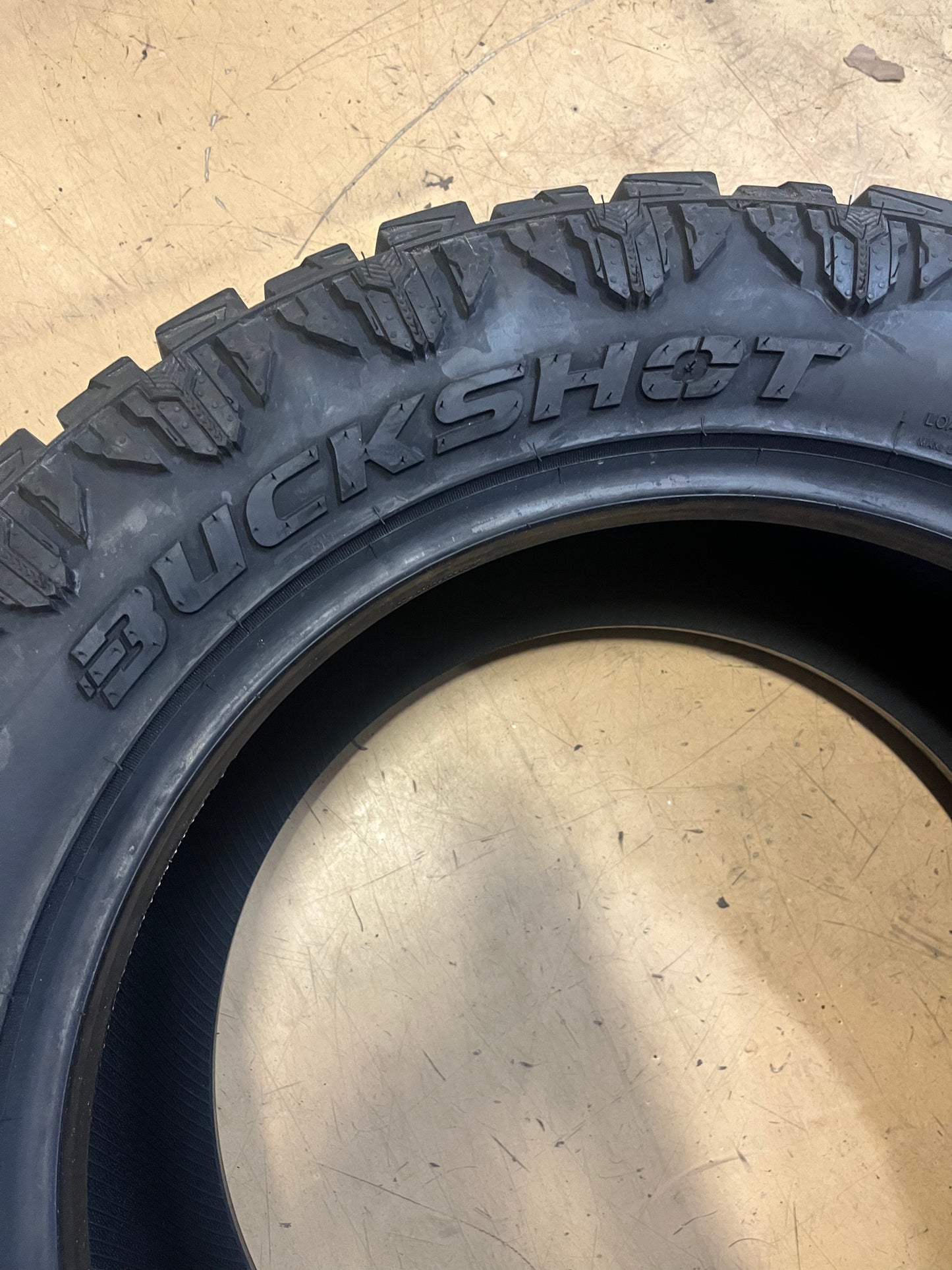 BUCKSHOT ALL TERRAIN LT 33 12.50 20 119Q LRF 12 PLY RBL TIRE CBSAT18