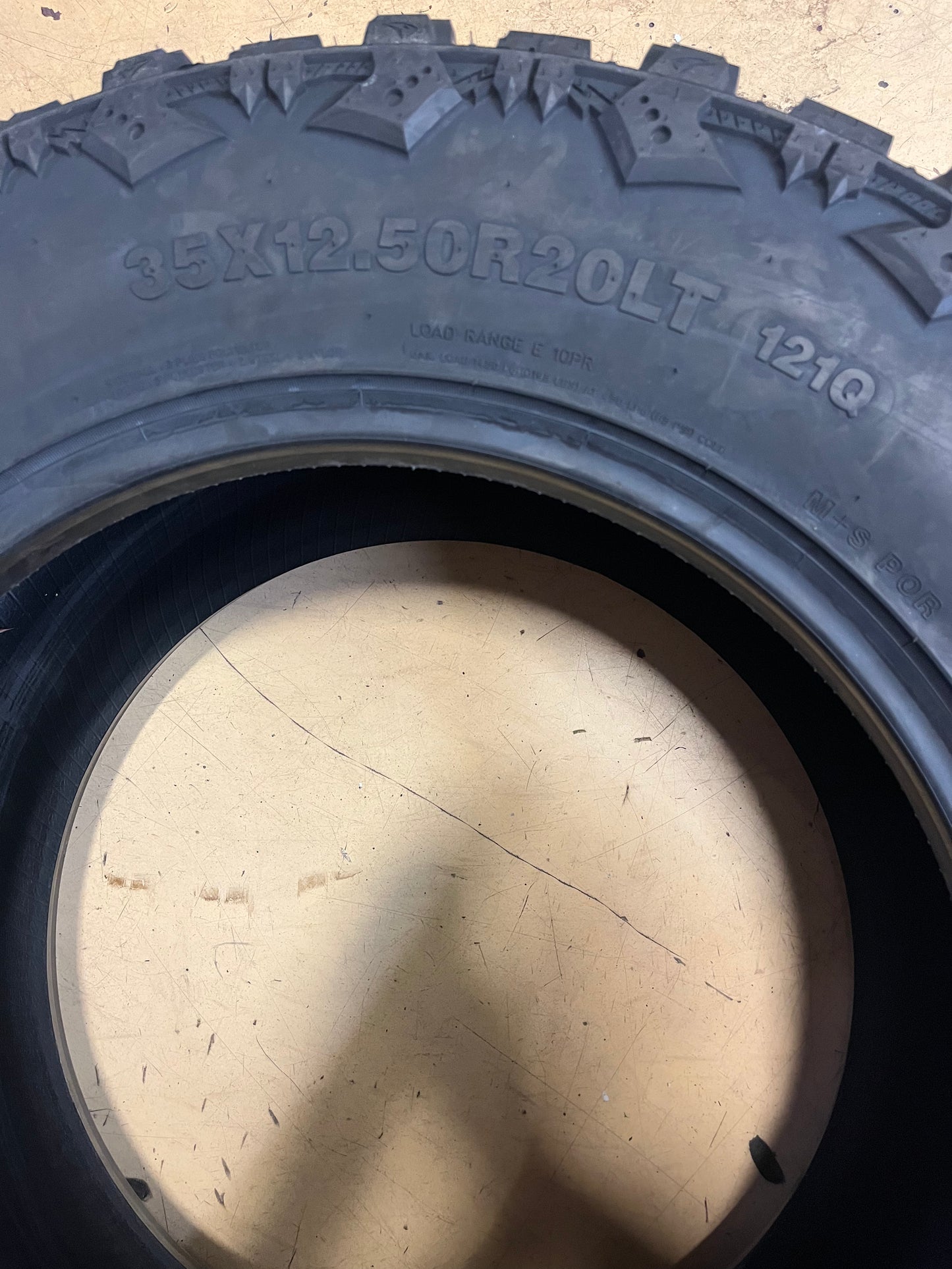1 VENOM POWER TERRA HUNTER M/T 35 12.50 R20 121Q LRE 10 PLY TIRE TVPMT34