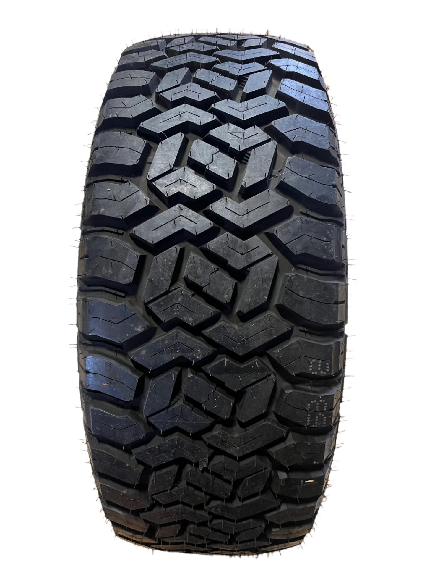 1 FURY COUNTRY HUNTER R/T LT 37 13.50 20 127Q LRE 10 PLY TIRE  RT37135020