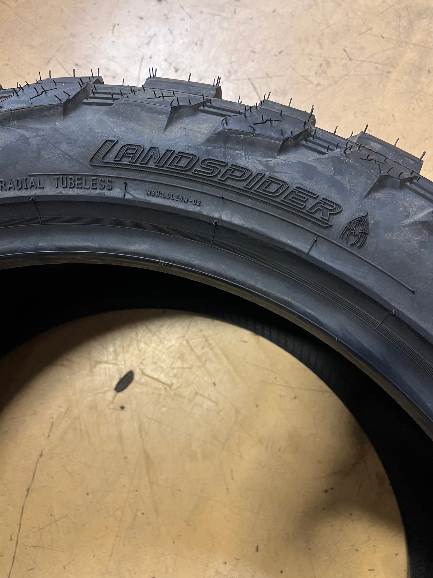 2 LANDSPIDER WILDTRAXX MT BSW LT 33 12.5 22 109Q LRE 10PLY  TIRES EMT021