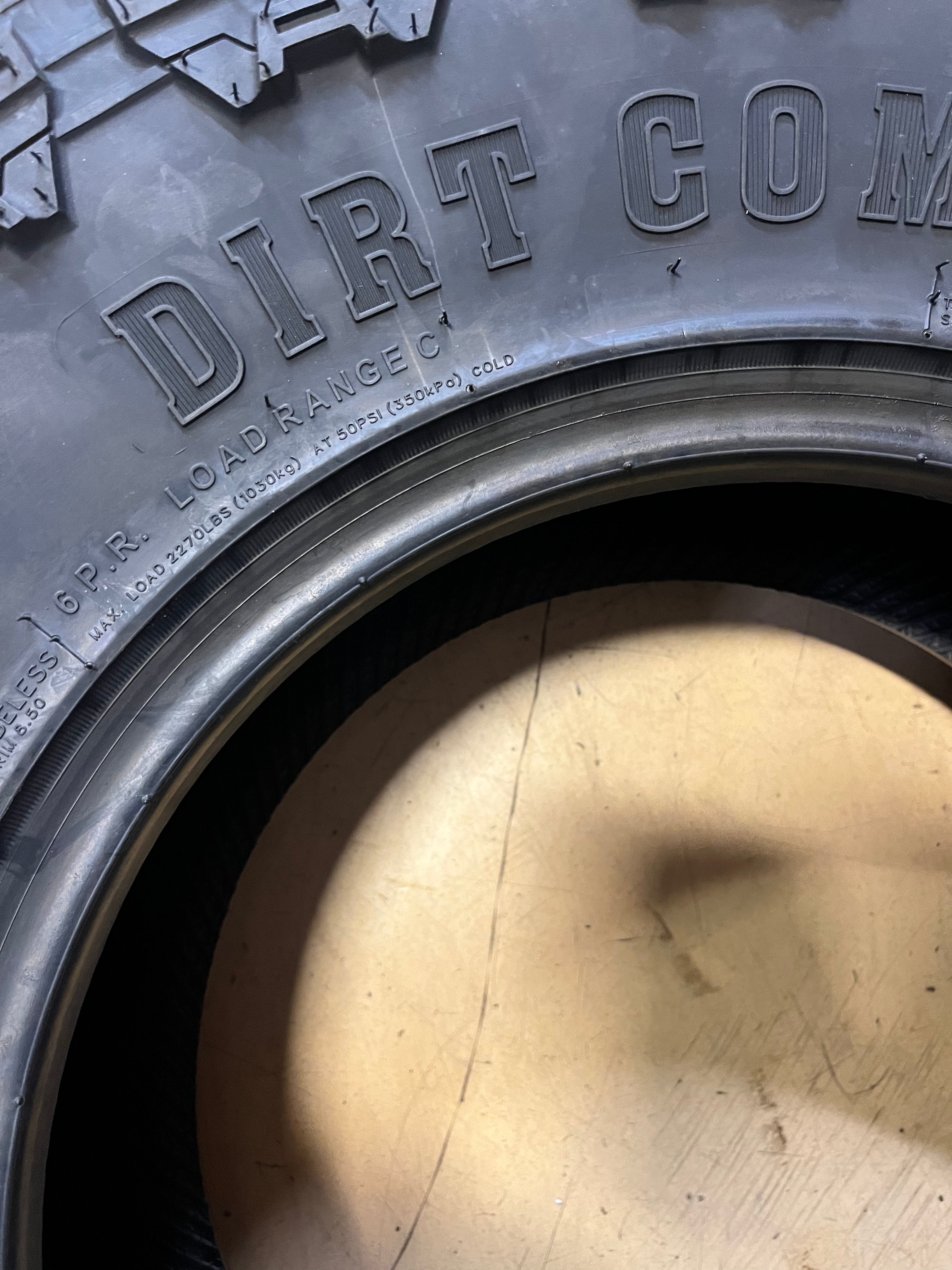 1 CENTENNIAL DIRT COMMANDER M/T LT 31 10.50 15 109Q LRC 6PLY BSW TIRE TCD1531105C