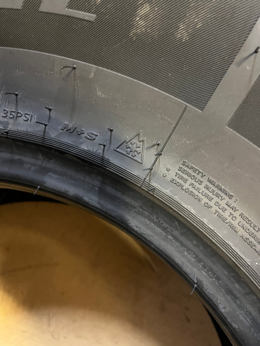1 LAUFEEN X FIT AT LT33 12.50 15 108S LRC 6 PLY  BSW TIRE 2021149