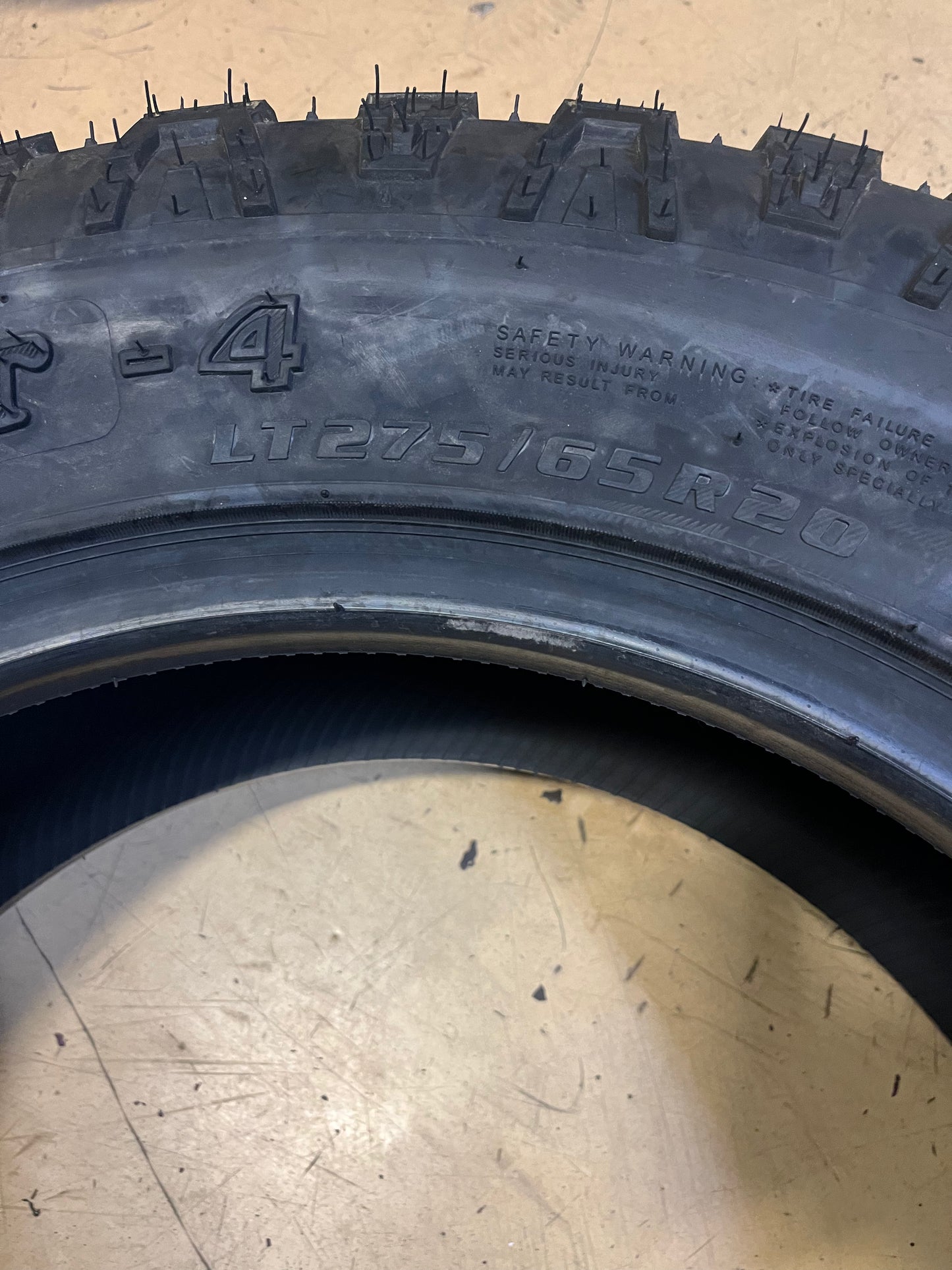 2 KANATI TRAIL HOG AT-4 LT 275 65 R20 126/123Q LRE 10 PLY BSW TIRES LTH2027565E