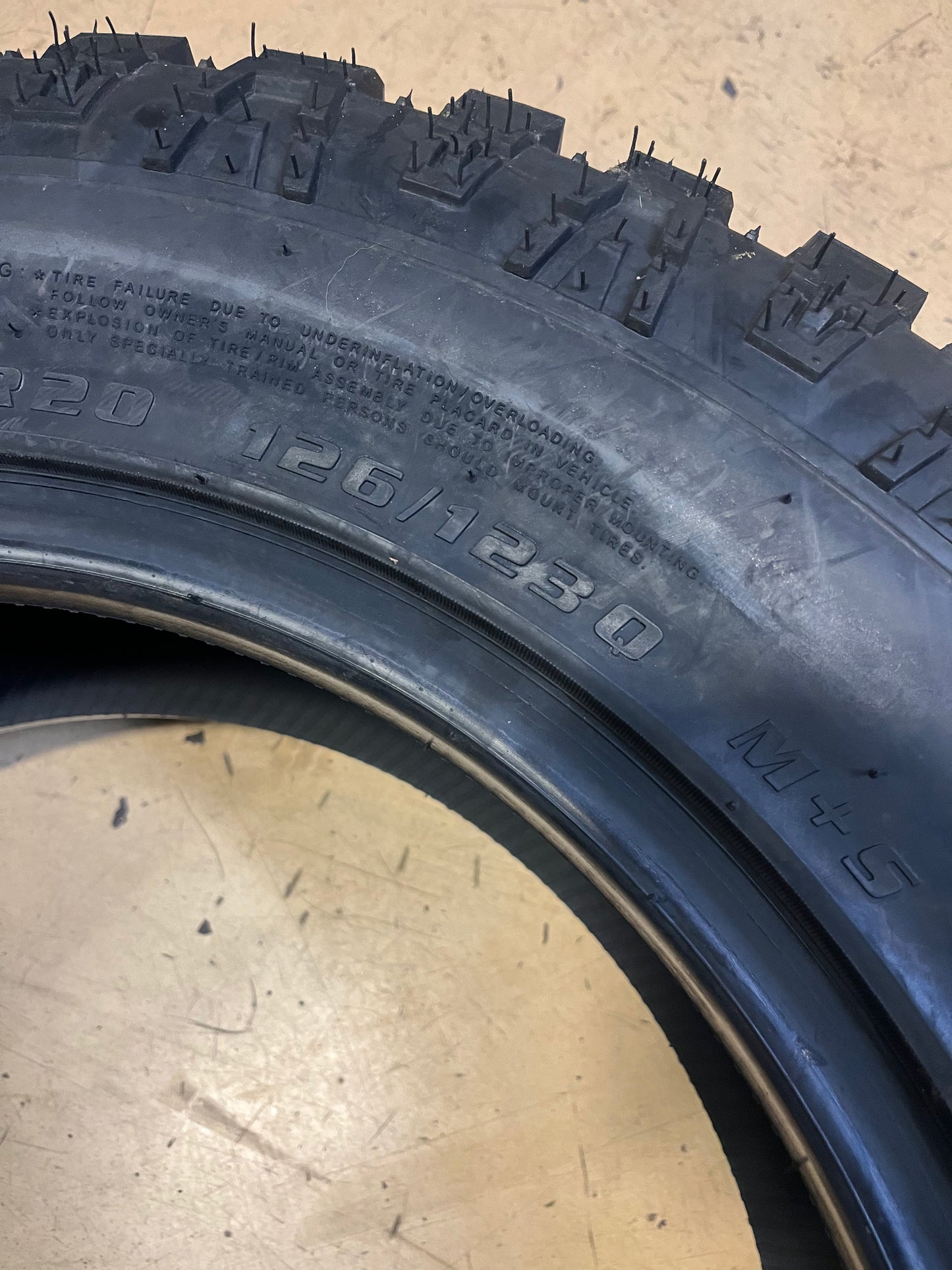 2 KANATI TRAIL HOG AT-4 LT 275 65 R20 126/123Q LRE 10 PLY BSW TIRES LTH2027565E