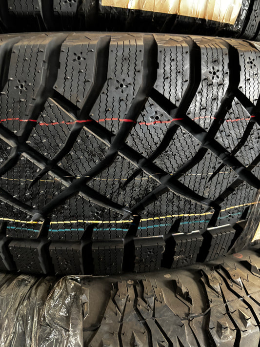(TODO) ARCTIC CLAW WINTER WXI P 265 70 17 115T SL SNOW WINTER TIRES ARC98