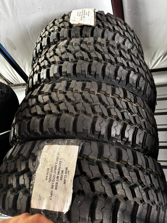 (TODO) 4 MUD CLAW EXTREME MT LT 35 12.5 17 121Q LRE 10 PLY MUD TERRAIN TIRES MCX94