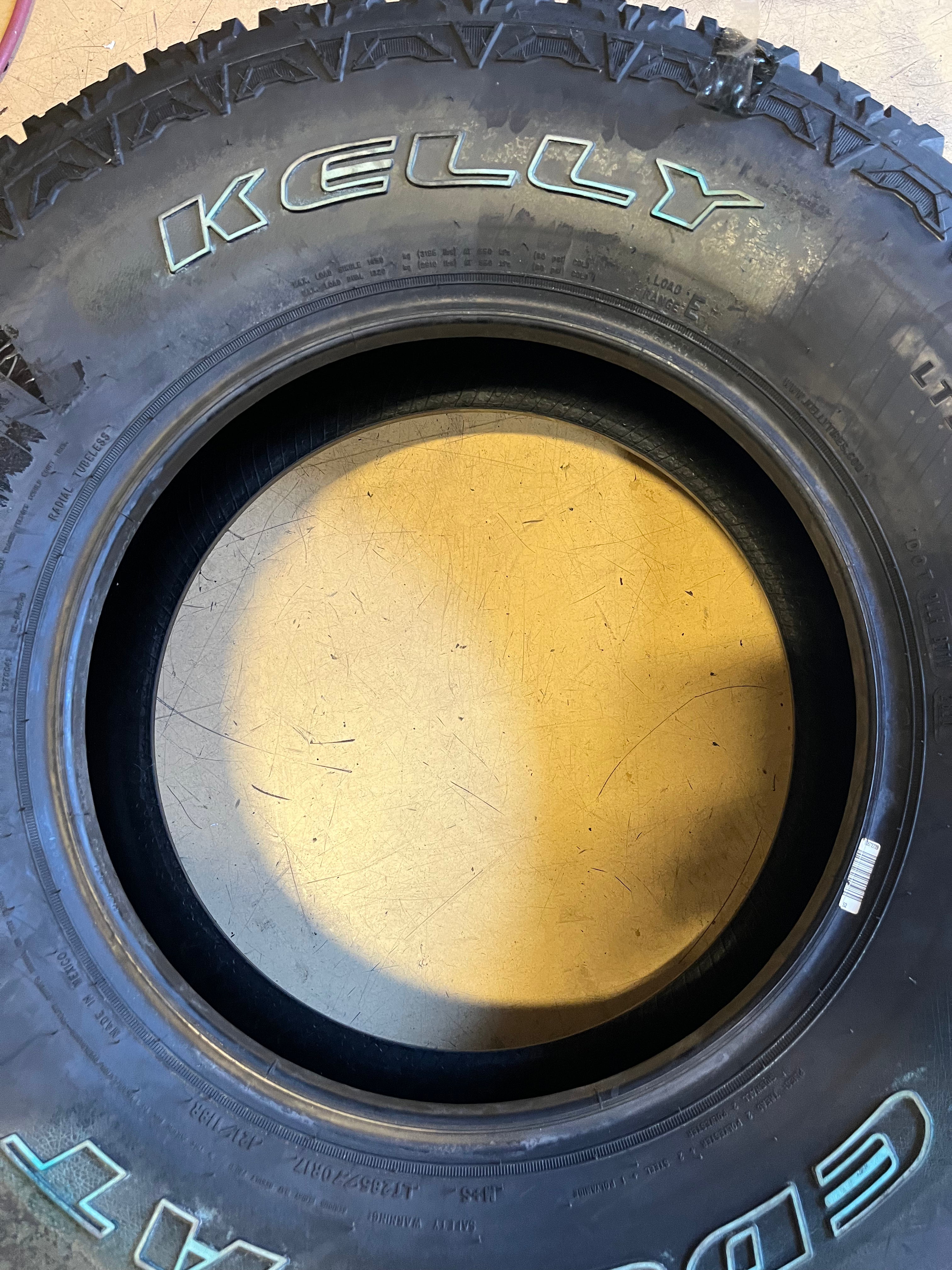 KELLY EDGE AT LT 285 70 17 121/118R 10 PLY ALL TERRAIN TIRE 357750286