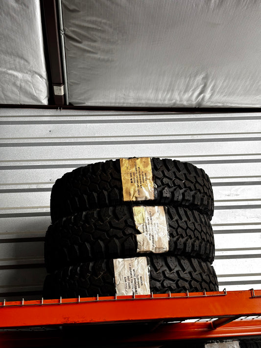 (TODO) MAXXIS 235 85 16