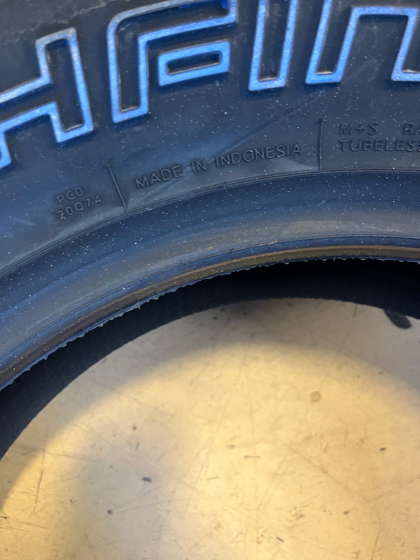 1 PATHFINDER ALL TERRAIN P 275 65 18 116T OWL ALL TERRAIN TIRE 24240 ALL SEASON
