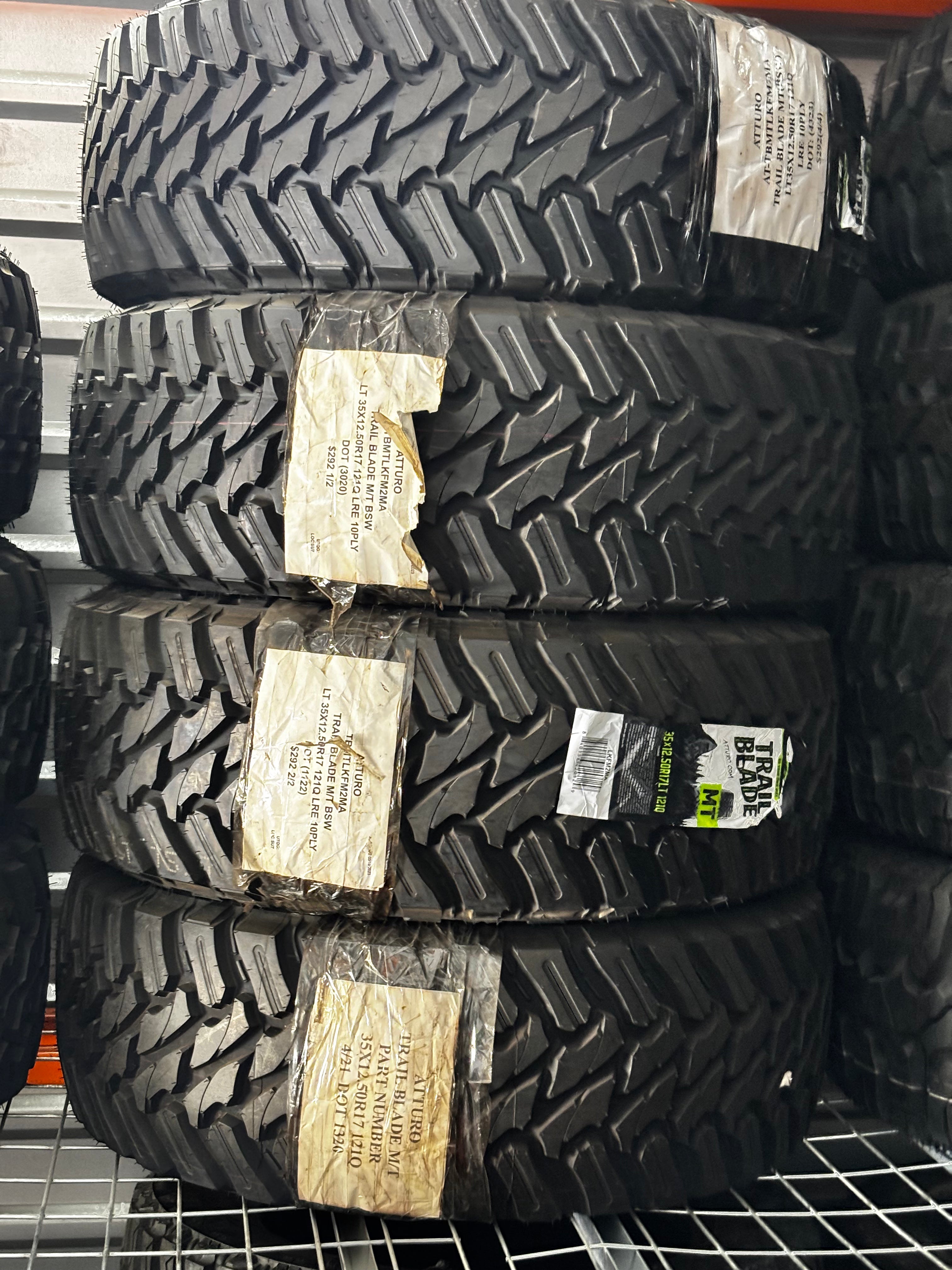 (TODO) 4 ATTURO TRAIL BLADE MT LT 35 12.5 17 121Q LRE 10 PLY MUD TERRAIN TIRES