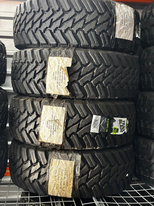 (TODO) 4 ATTURO TRAIL BLADE MT LT 35 12.5 17 121Q LRE 10 PLY MUD TERRAIN TIRES