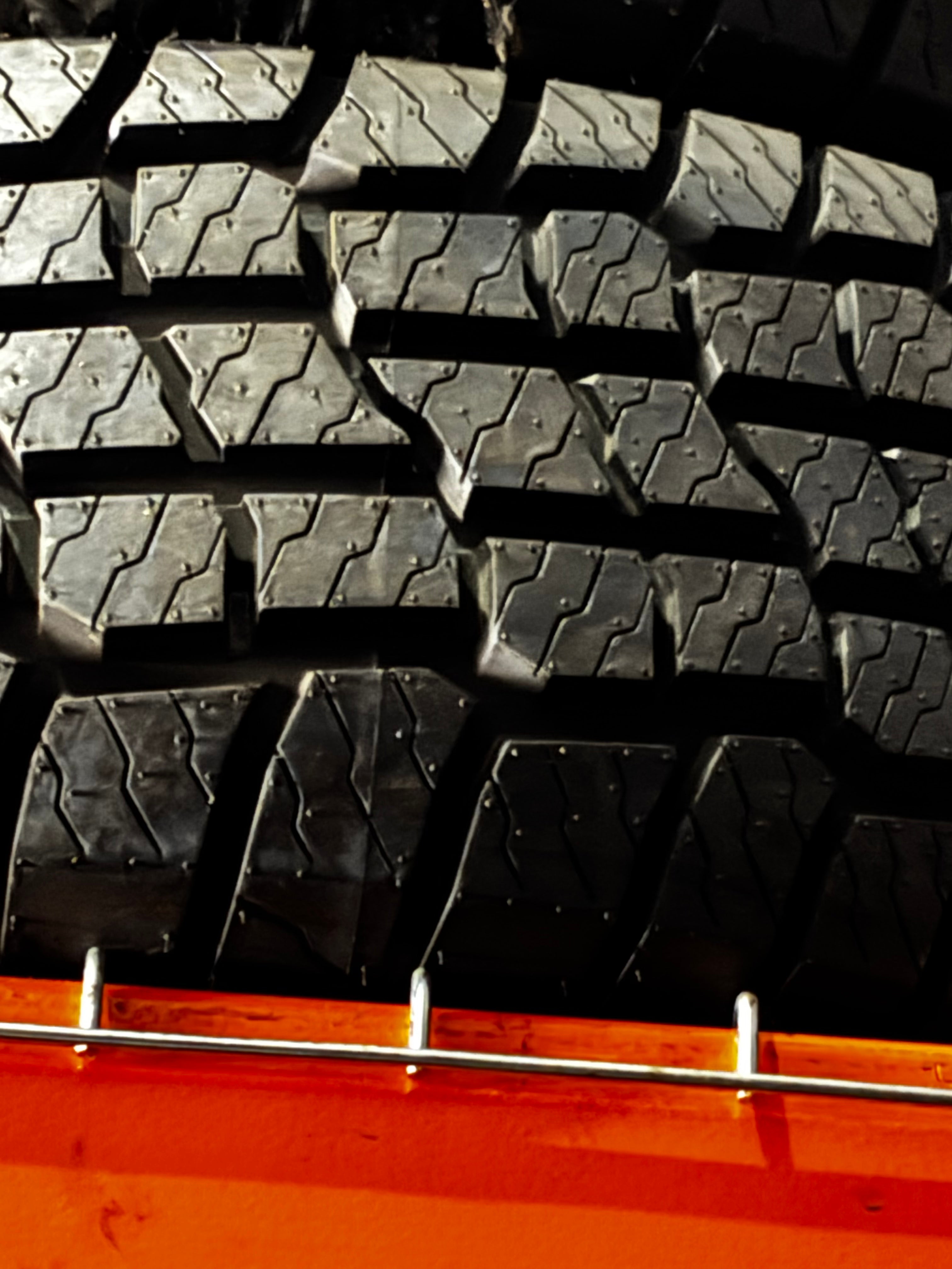 (TODO)  4 VERCELLI  TERRENO A/T BSW P 265 70 17 115T SL ALL TERRAIN TIRES VC1085
