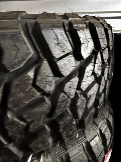 (KSL ONLY) LANDSPIDER WILDTRAXX M/T BSW LT 35 12.5 22 117Q LRE 10PLY MUD TERRAIN TIRE EMT022