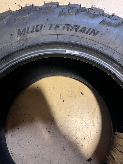 LANDSPIDER WILDTRAX M/T LT 33 12.5 18 118Q LRE 10 PLY MUD TERRAIN TIRE EMT013 ALL SEASON RAISED BLACK LETTER