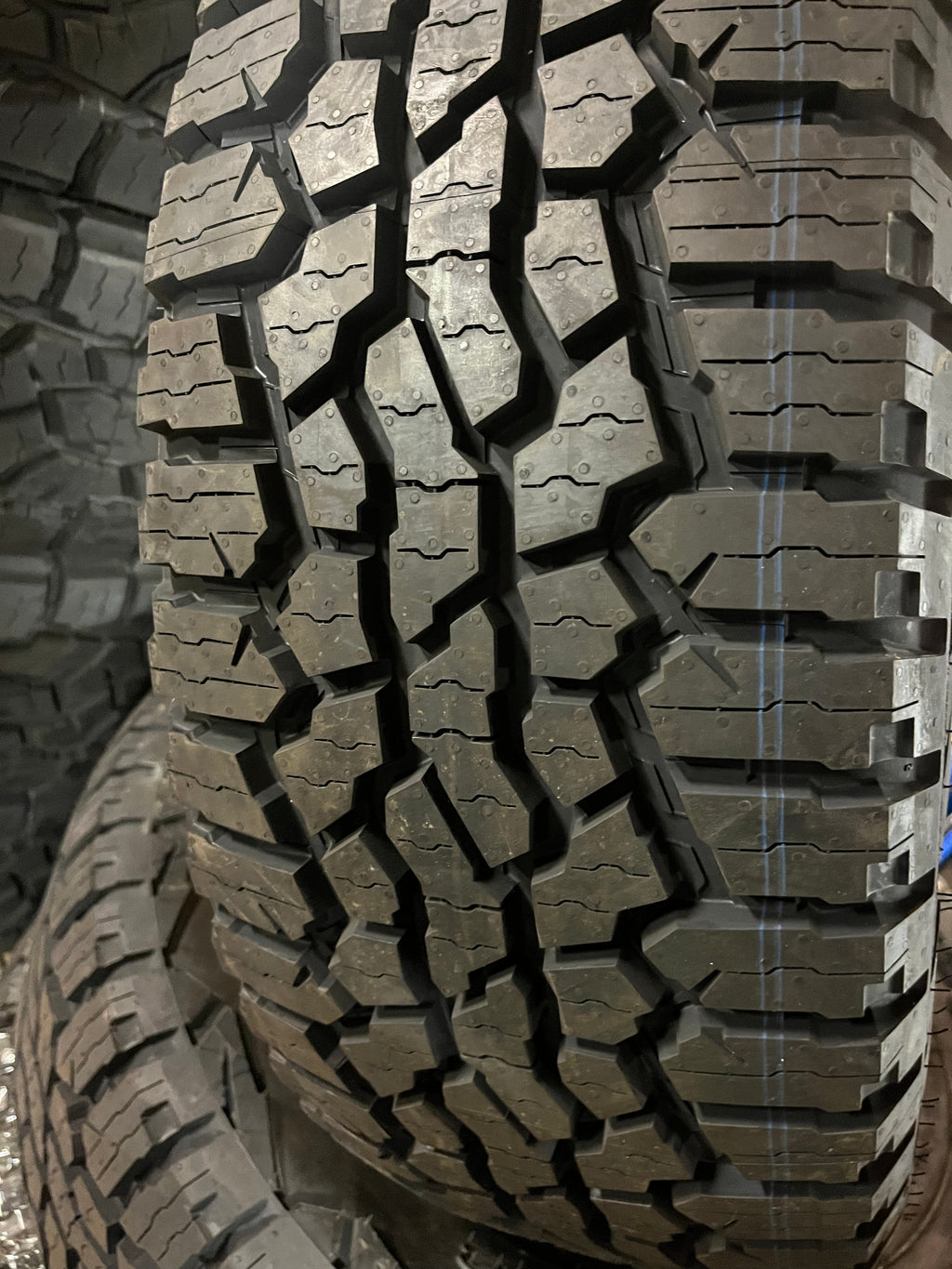 (KSL ONLY) NOKIAN OUTPOST nAT(BSW) P 265 70 18 116S SL ALL TERRAIN  T432859TIRE