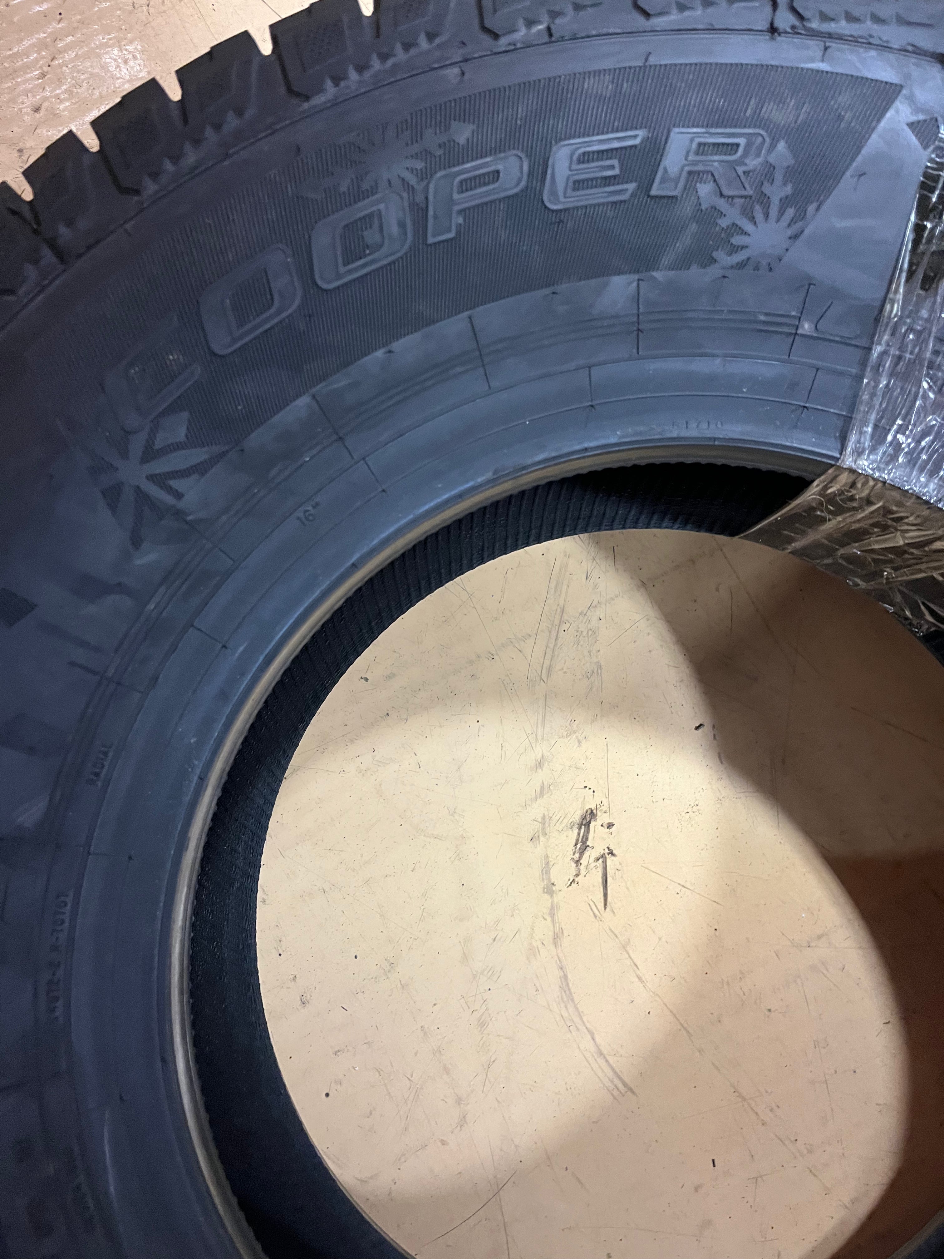 2 COOPER DISCOVERER SNOW CLAW BSW P 285 75 16 126/123R WINTER TIRE 170175005