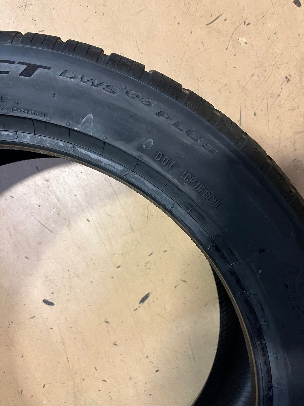 CONTINENTAL EXTREME CONTACT DWS06 PLUS P245 45 20 103Y XL SUMMER TIRES 15573060000 BSW