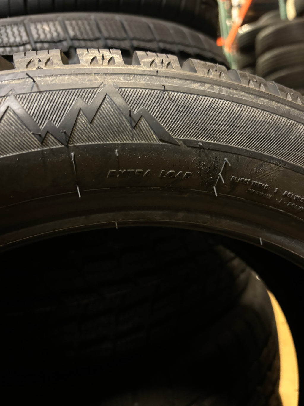 FIRESTONE WINTERFORCE 2 P 205 50 17 93S XL SNOW WINTER TIRE 006438