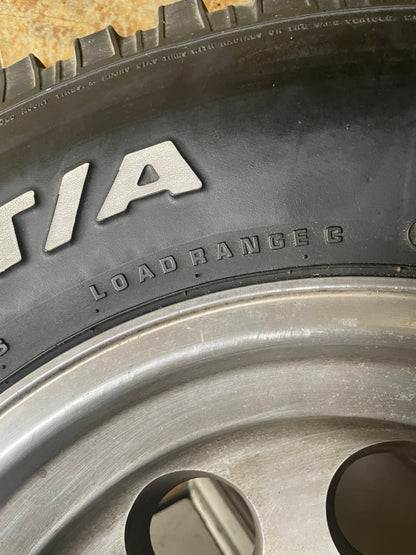 (KSL ONLY)USED 4 WILD COUNTRY RADIAL TXR LT 32 11.5 15 113Q LRC 6PLY WITH WHEELS