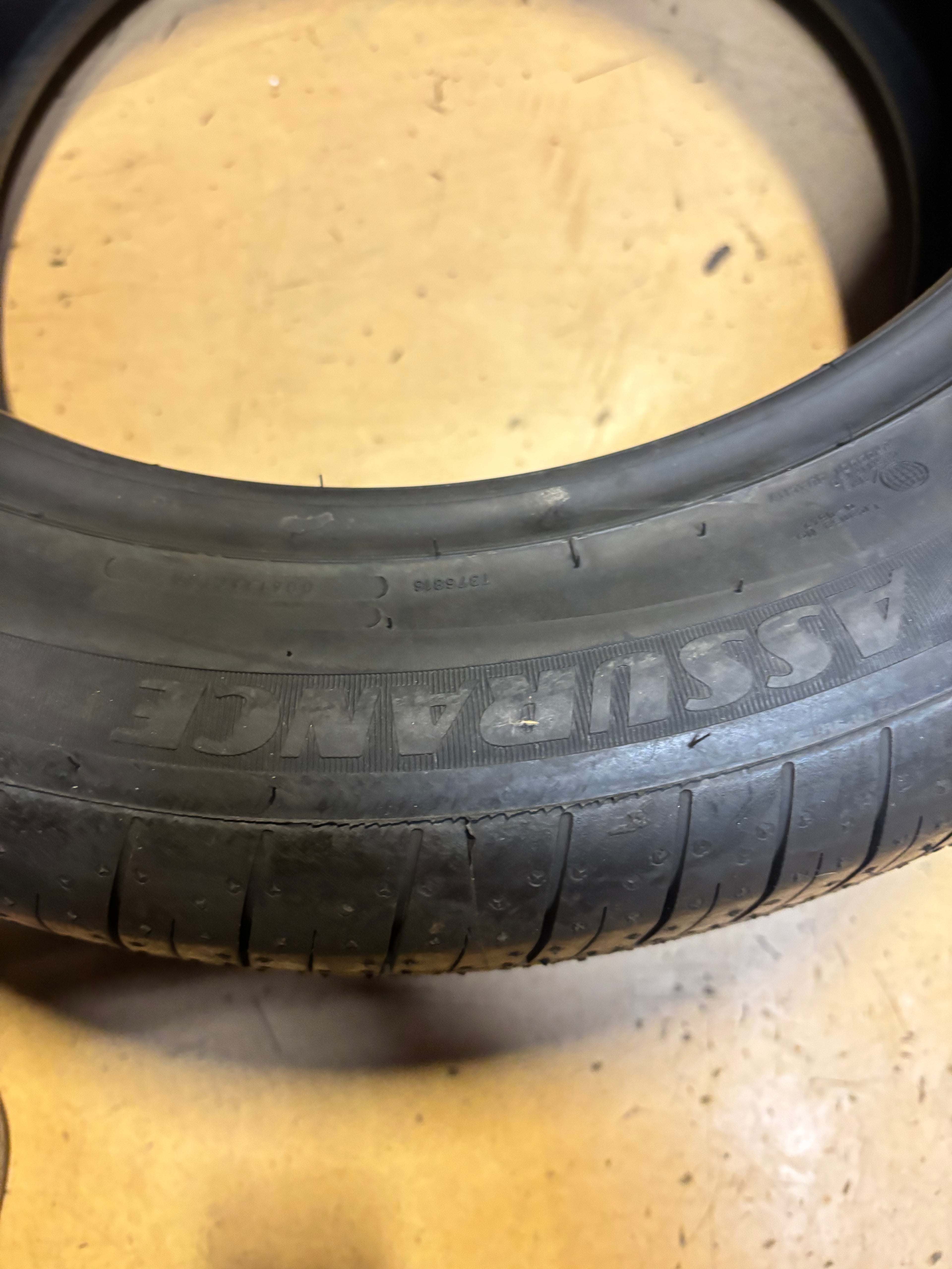 GOODYEAR ASSURANCE TRIPLEMAX 2 P 215 55 17 94V SL ALL SEASON TIRE 545018
