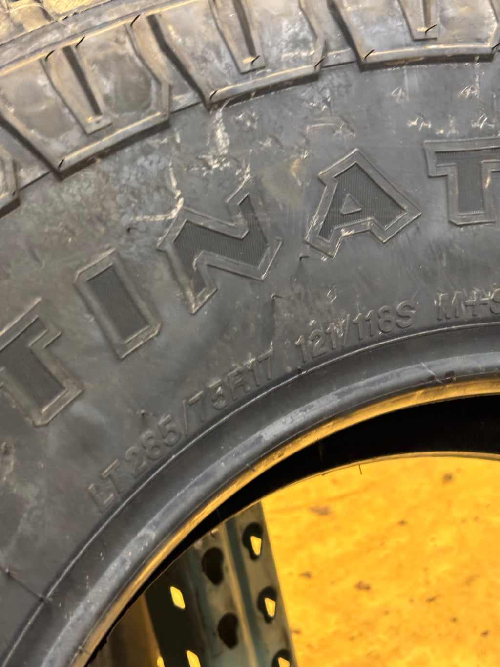 FIRESTONE DESTINATION X/T BSW LT 285 70 17 121/118S LRD 8PLY ALL TERRAIN TIRE 013922