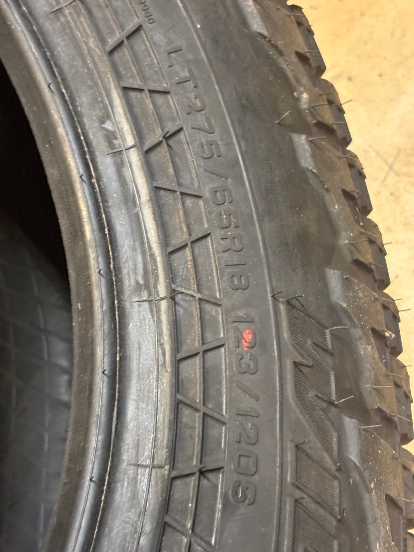 FALKEN WILDPEAK A/T3W BSW LT 275 65 18 123/120Q LRE 10PLY ALL TERRAIN TIRE 28030803