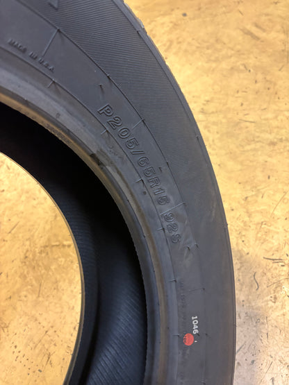 YOKOHAMA AVID TOURING S P 205 65 15 92S SL ALL SEASON TIRE 110131809