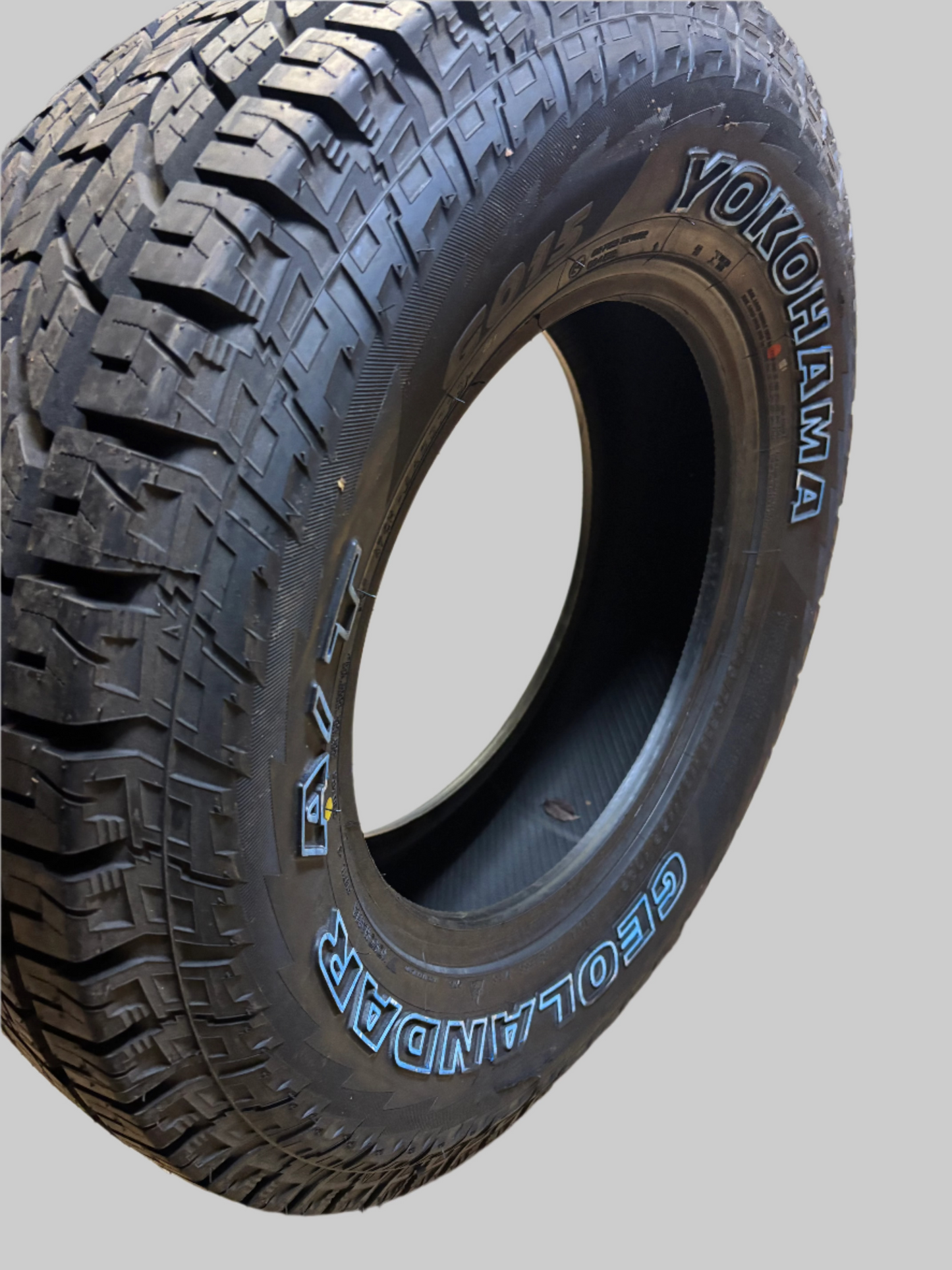YOKOHAMA GEOLANDAR A/T G015 P 245 75 16 118/115R LRE 10PLY ALL TERRAIN TIRE 110101633