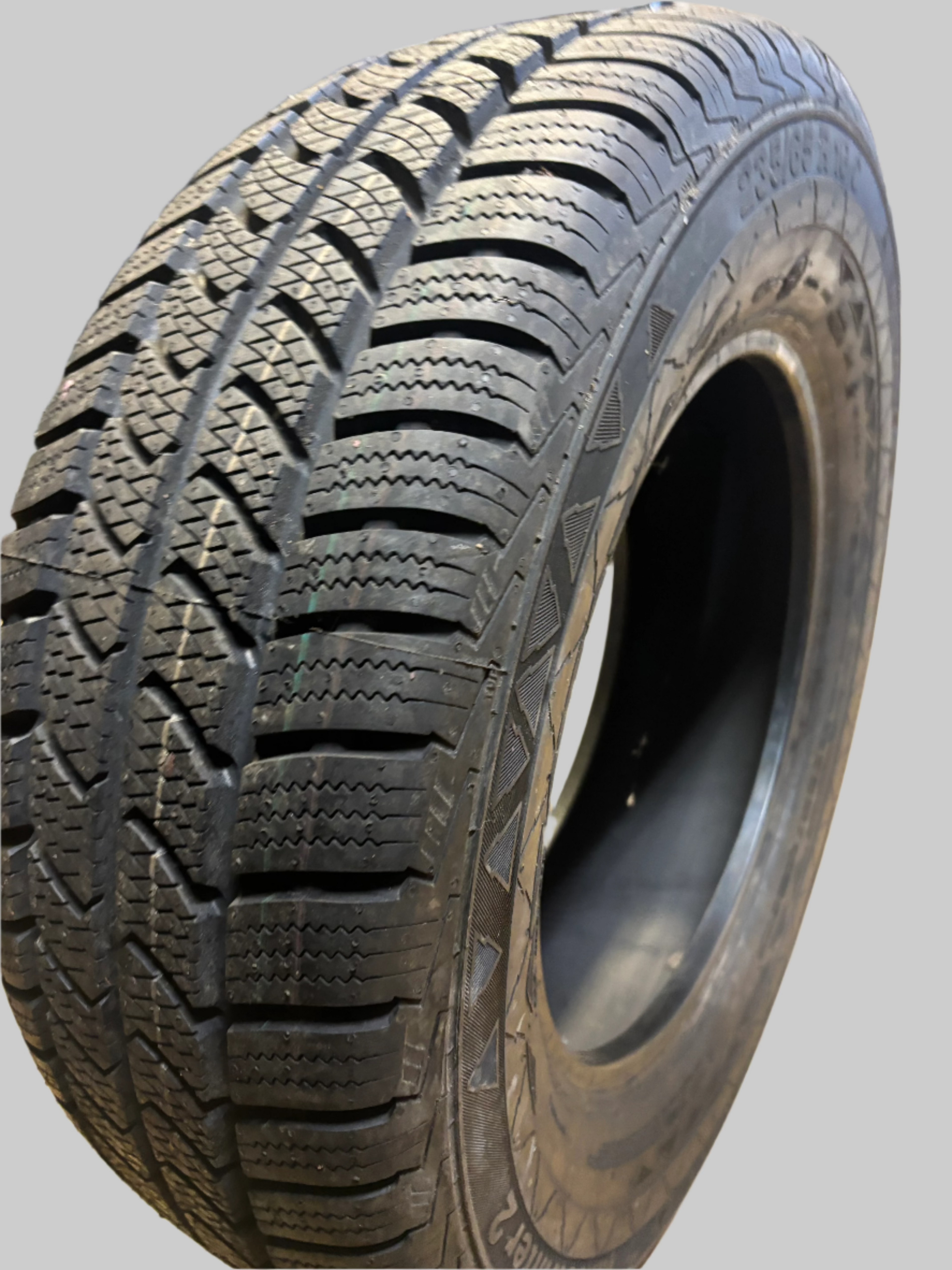 CONTINENTAL VANCOWINTER 2 235 65 16 118/116R LRE 10 PLY SNOW WINTER TIRE 04530730000