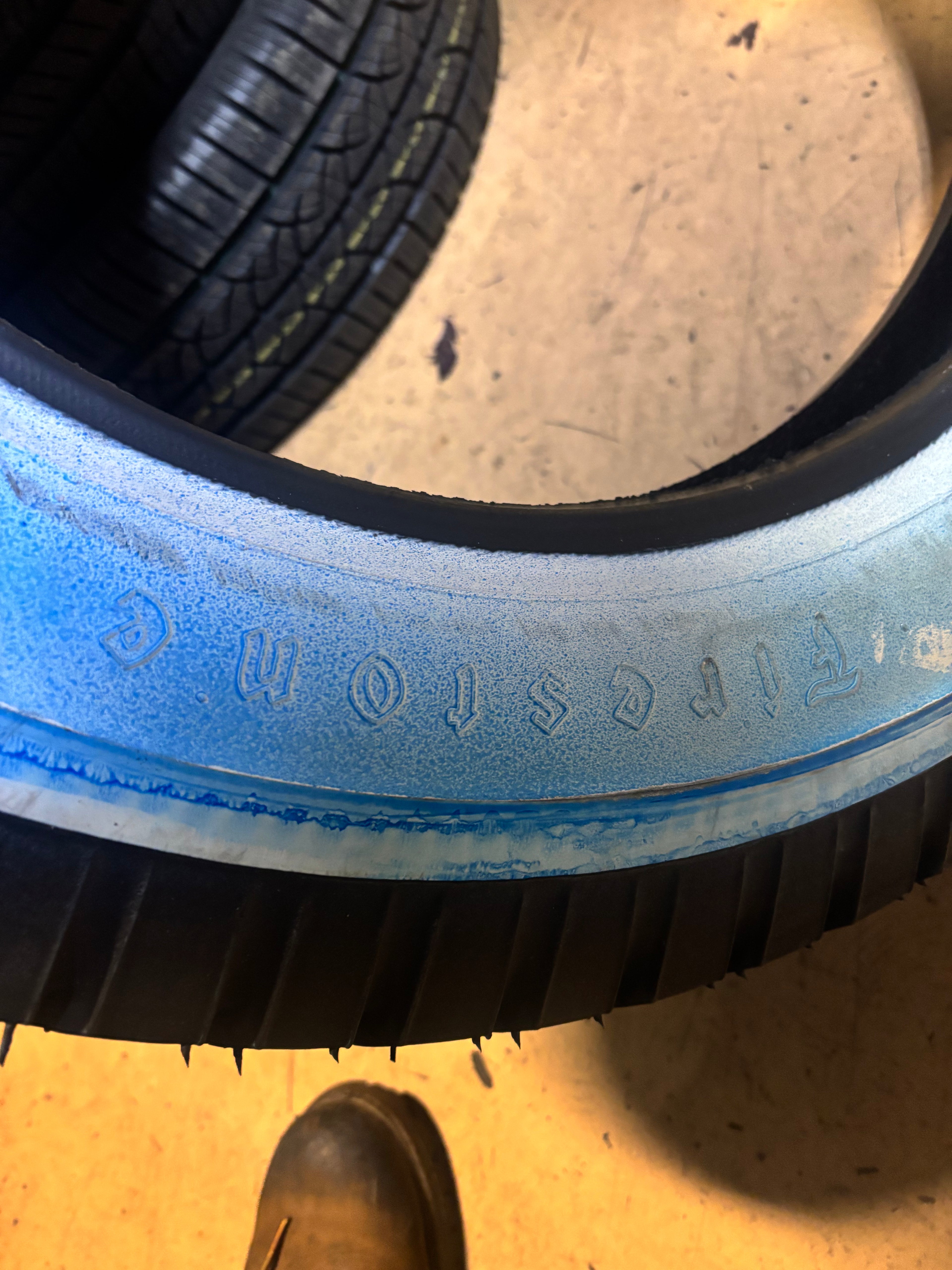 FIRESTONE GUM DIPPED 2.625 INCH WHITEWALL 4.75 5.00 19 CLASSIC CAR TIRE 729610