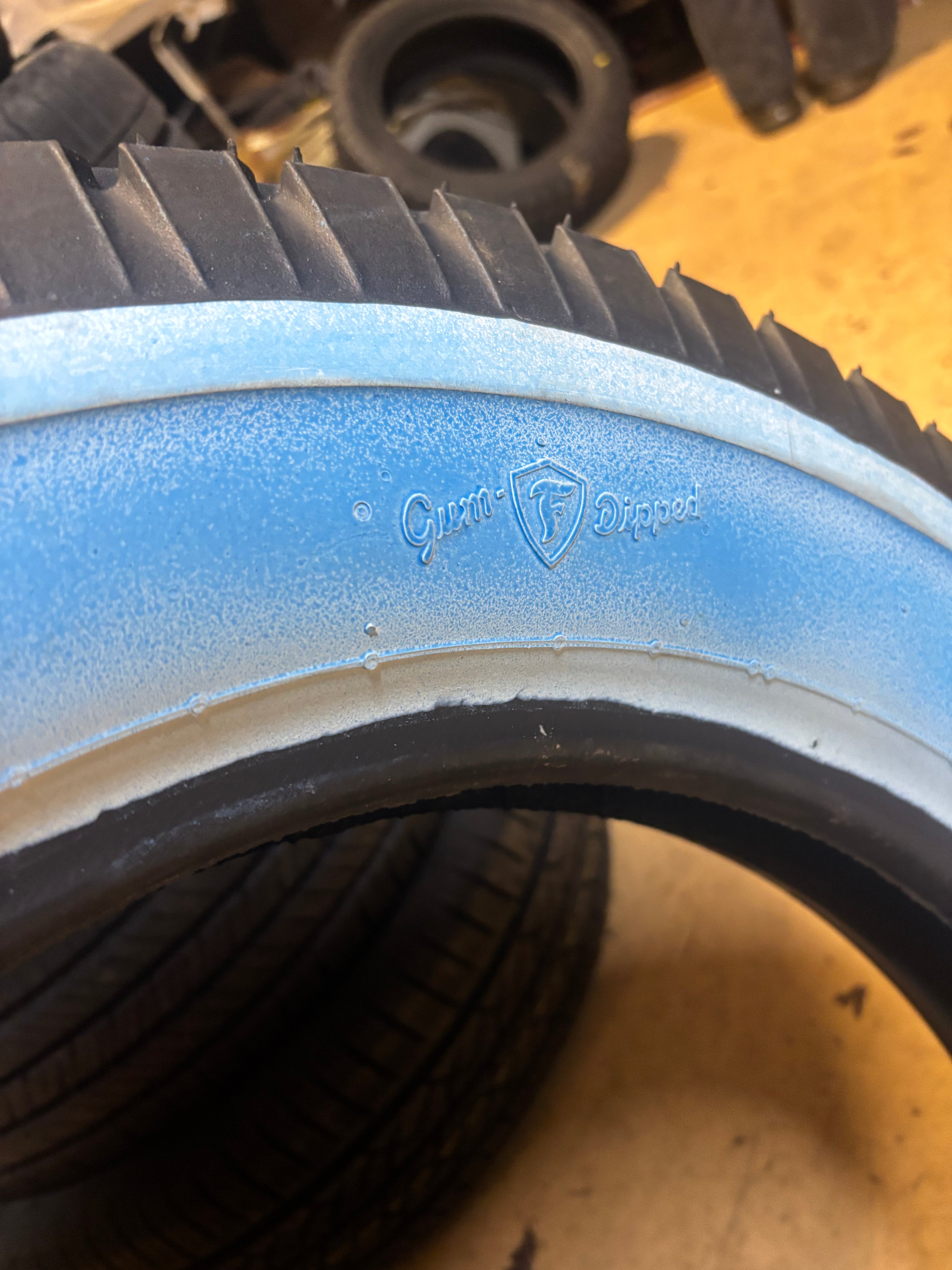 FIRESTONE GUM DIPPED 2.625 INCH WHITEWALL 4.75 5.00 19 CLASSIC CAR TIRE 729610