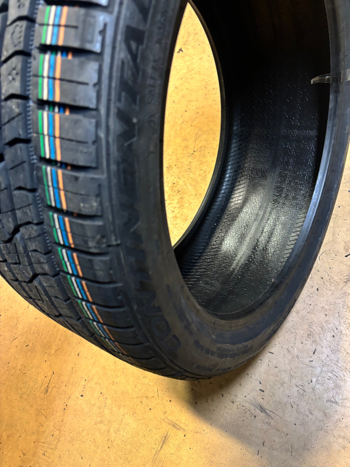 CONTINENTAL CONTROLCONTACT SPORT SRS+ BSW P 255 35 18 94Y XL UHP TIRE 1557087000