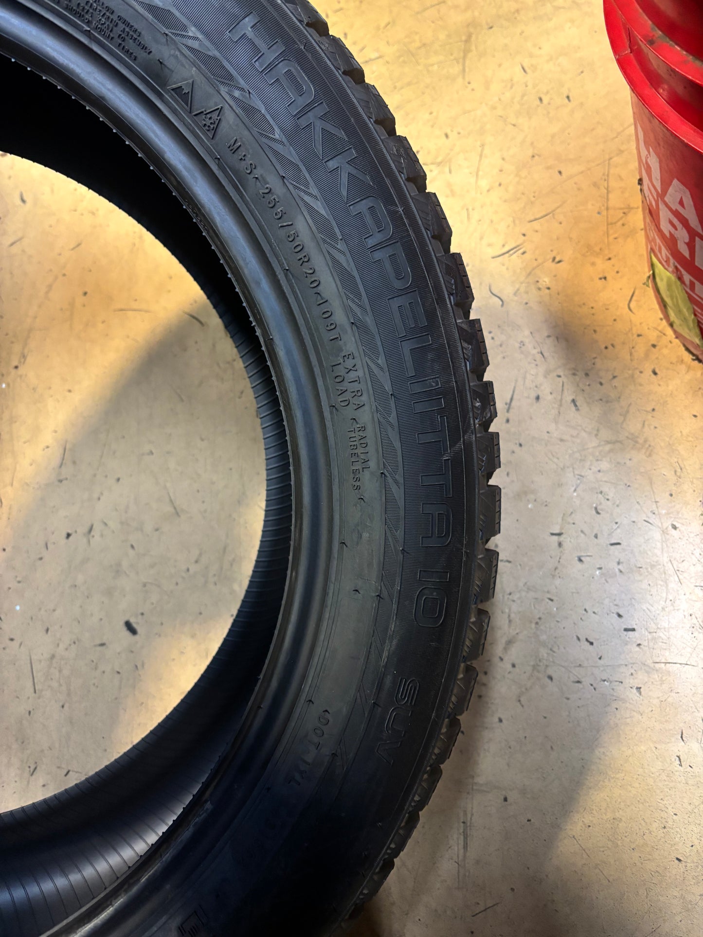 NOKIAN HAKKAPELIITTA 10 SUV BSW P 255 50 20 109T XL SNOW DIRECTIONAL TIRE TS32514